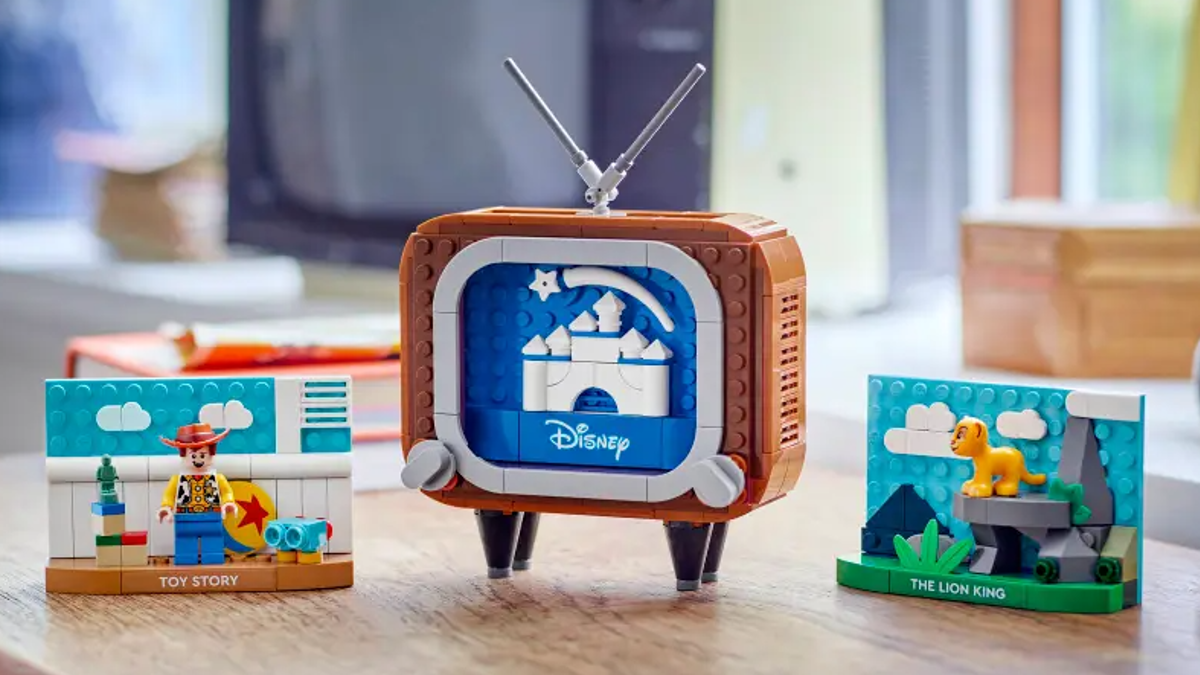 New LEGO Disney gift-with-purchase is ripe for expansion