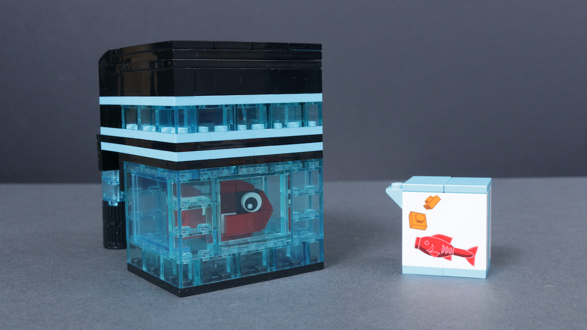 Of course this is the GWP for 10366 Tropical Aquarium