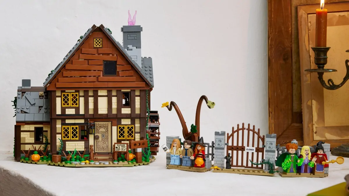 Now is your last chance to get LEGO’s spookiest set before it retires