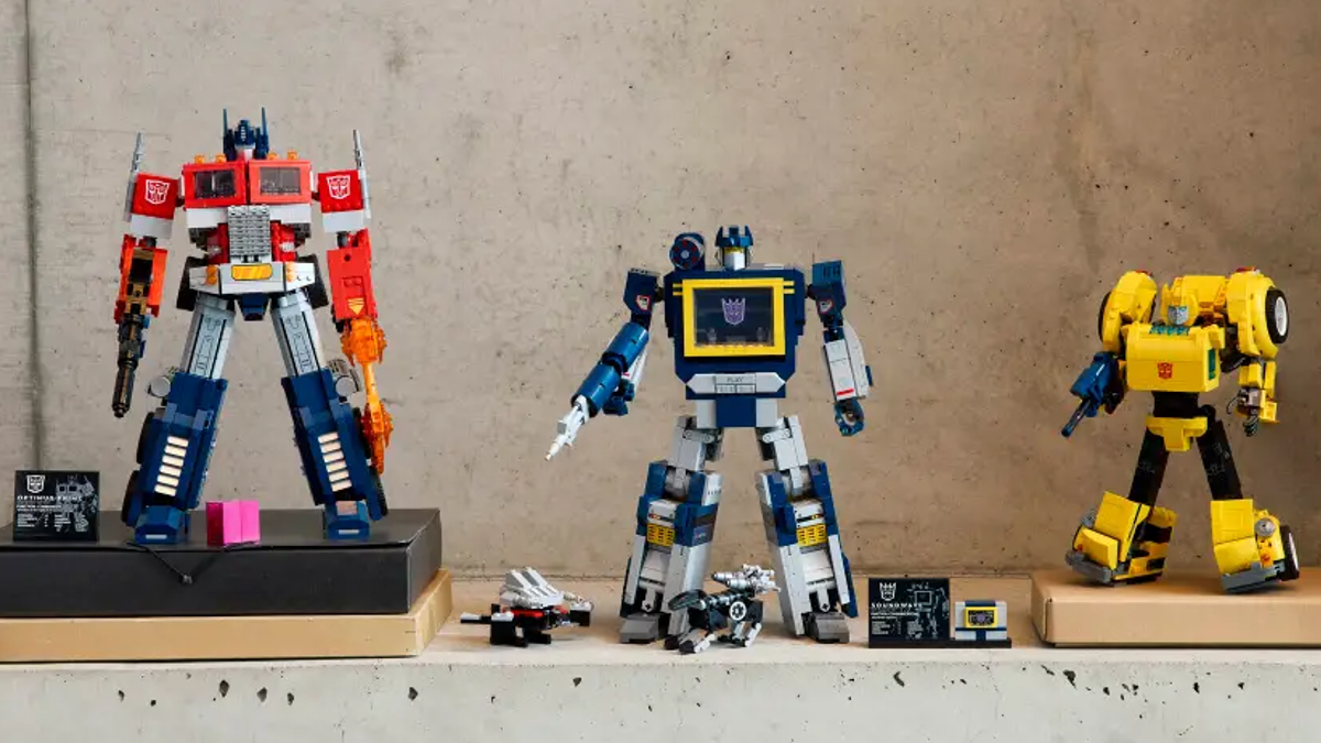 Last chance for double Insiders points on LEGO Transformers sets