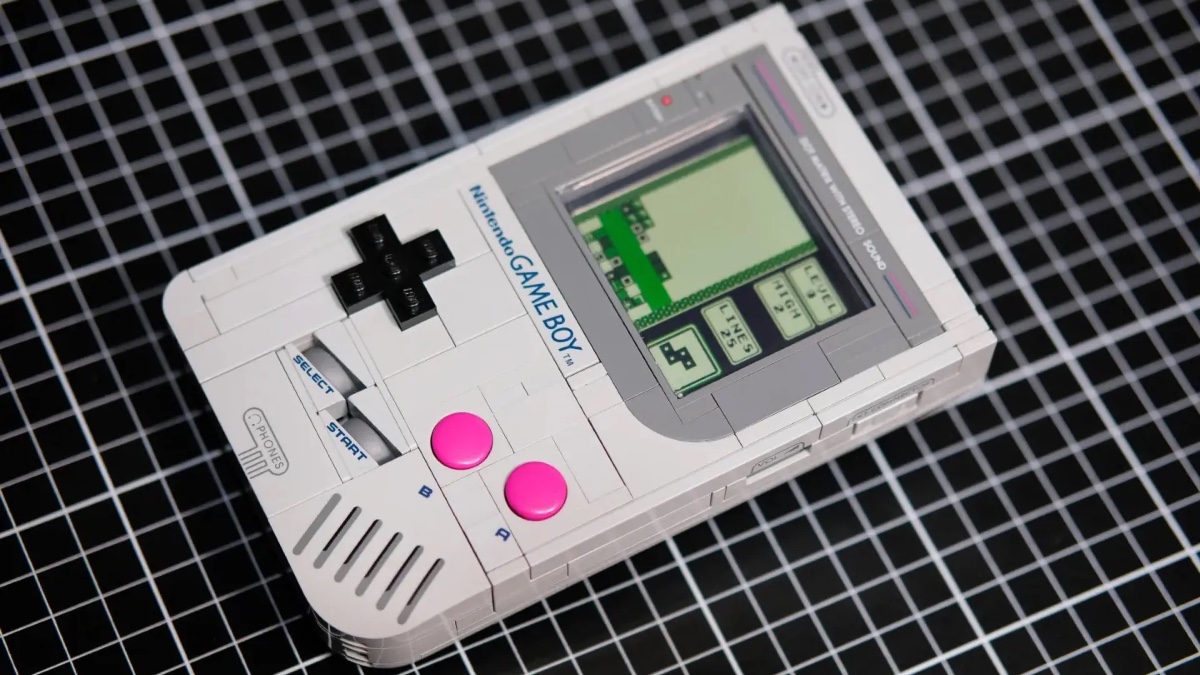 Another day, another LEGO Game Boy upgrade kit – but this one plays cartridges