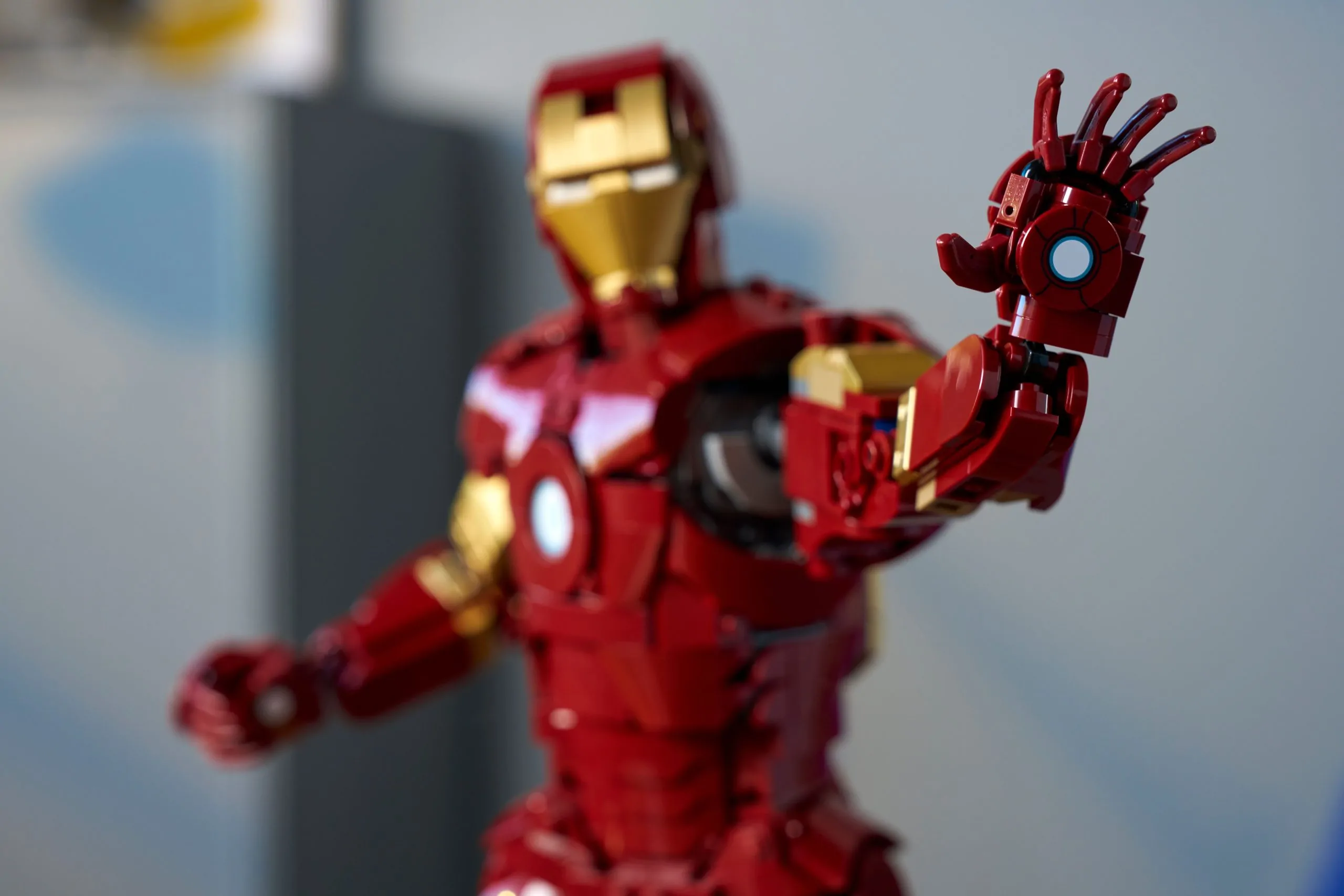 LEGO Marvel Iron Man Figure speaks the language of two themes