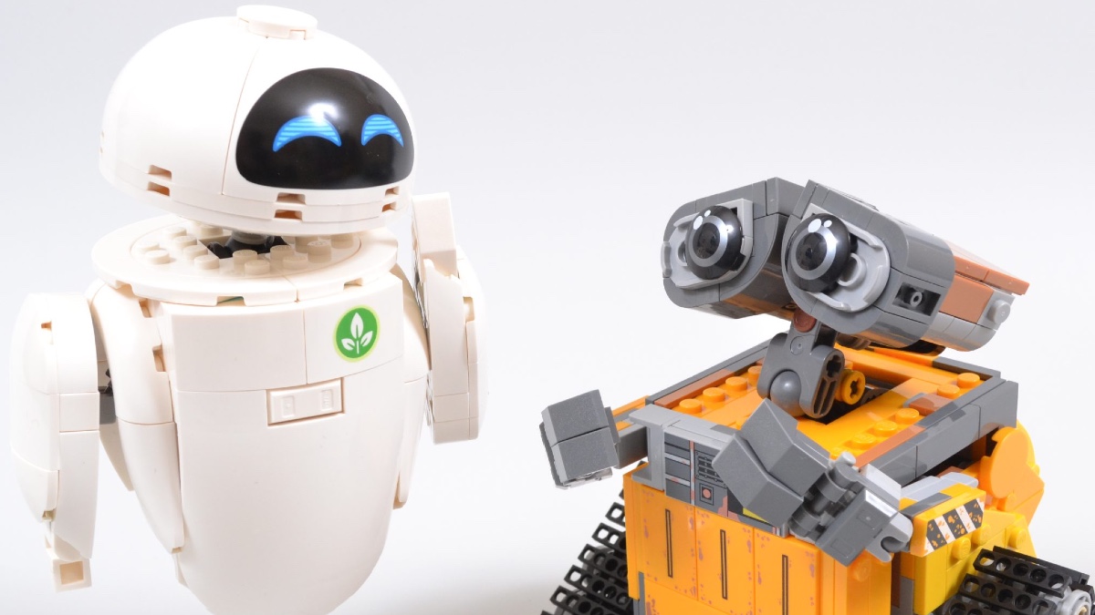 LEGO’s new WALL-E set proves downsizing is a good thing sometimes