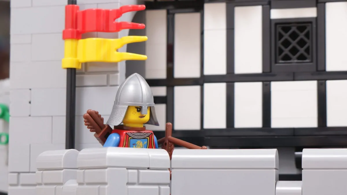 Retiring LEGO minifigure parts discounted at Pick a Brick
