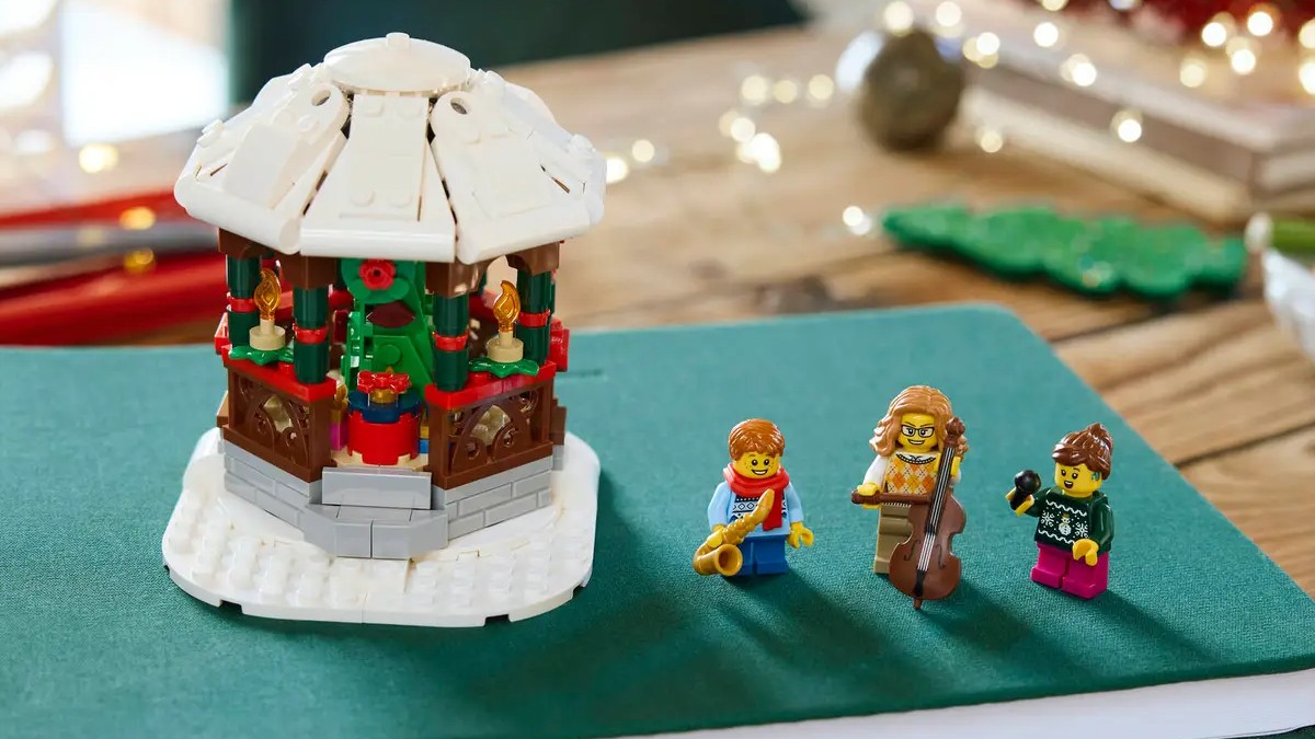 LEGO 40778 Winter Gazebo officially revealed