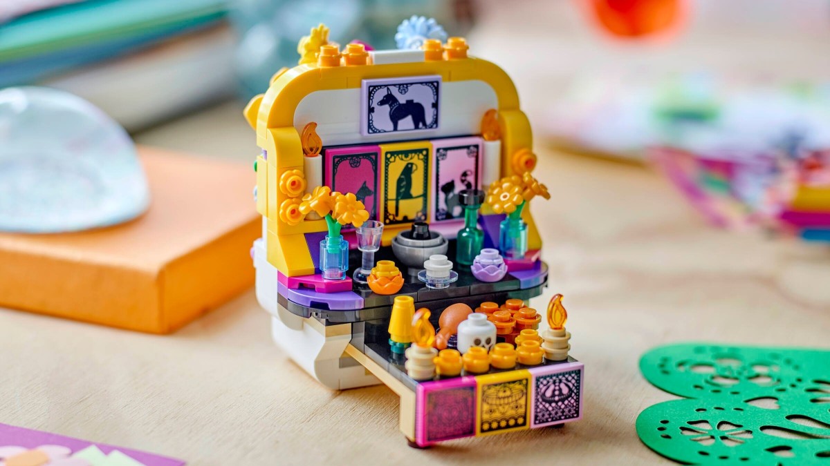 Seasonal LEGO set receives retirement update ahead of LEGO Ideas release