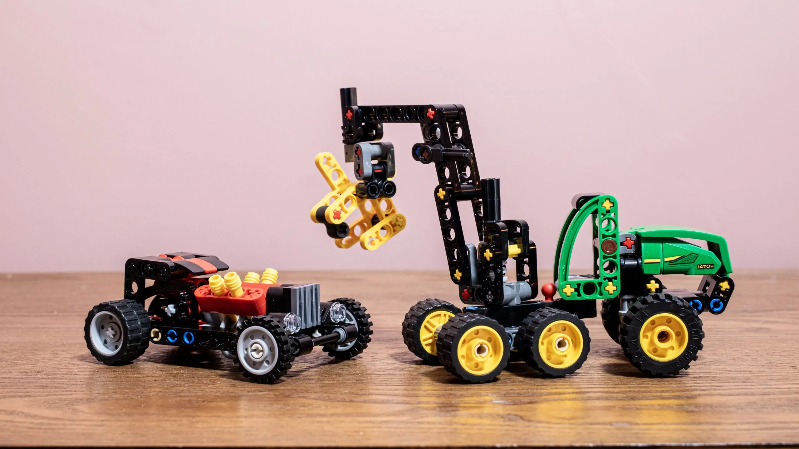 When small LEGO Technic sets work… and when they don’t