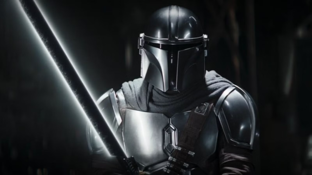 LEGO Star Wars Darksaber GWP rumoured for May the Fourth 2026