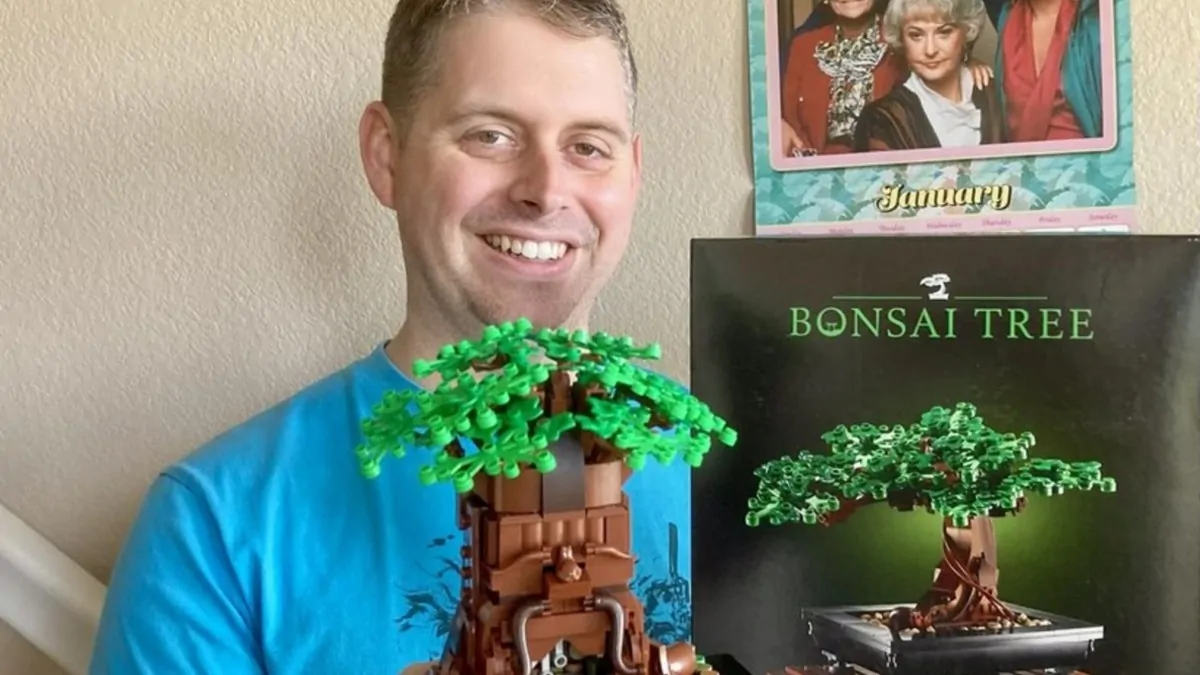 Custom LEGO Great Deku Tree is the answer to your Zelda display woes
