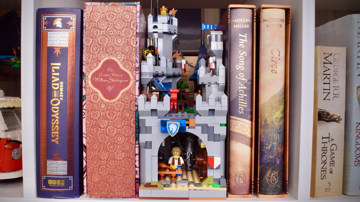 A LEGO Castle book nook is the final form Horse Knight Castle needed
