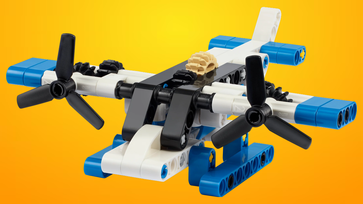 LEGO Technic 30736 White Seaplane polybag revealed