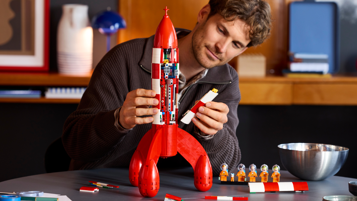 LEGO Ideas Tintin Moon Rocket required multiple licensor amends