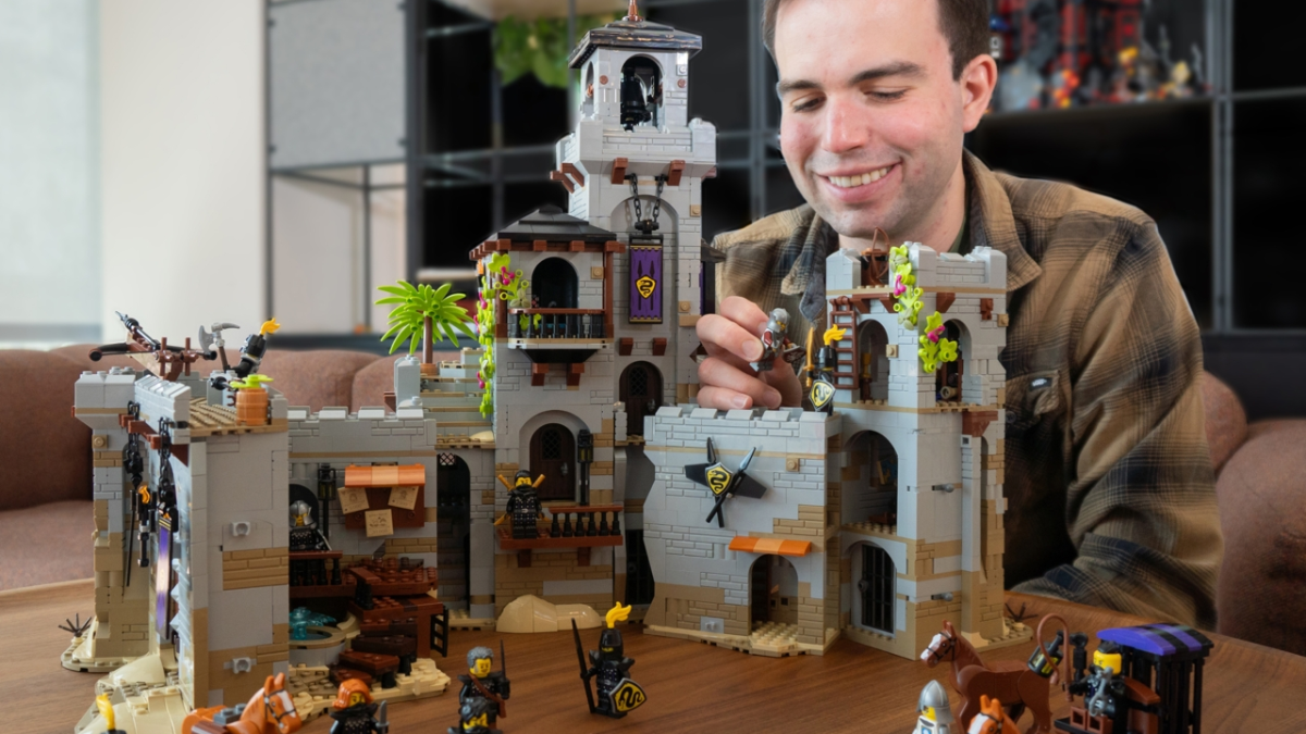 Updated LEGO BrickLink Series 8 sales numbers: Dustmark Keep shoots past 30K